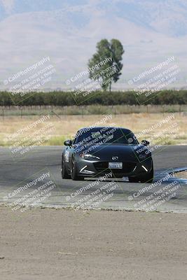 media/Sep-15-2024-Speed Ventures (Sun) [[7a54f7ed2f]]/Yellow Group/Session 1 (Outside Grapevine)/